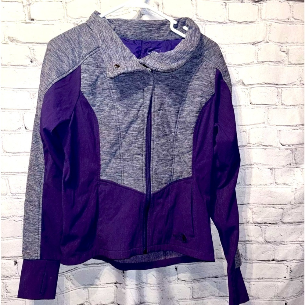 The North Face Pseudio Gray/Purple Athletic Jacket Women’s Size Medium Full Zip